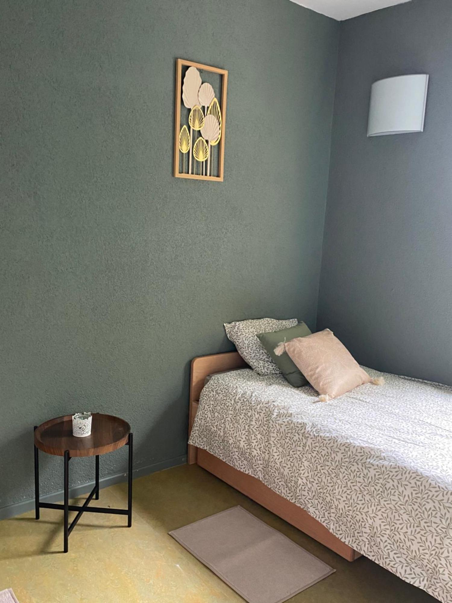 Gite Des 3 Lacs Hotel Виртон Екстериор снимка